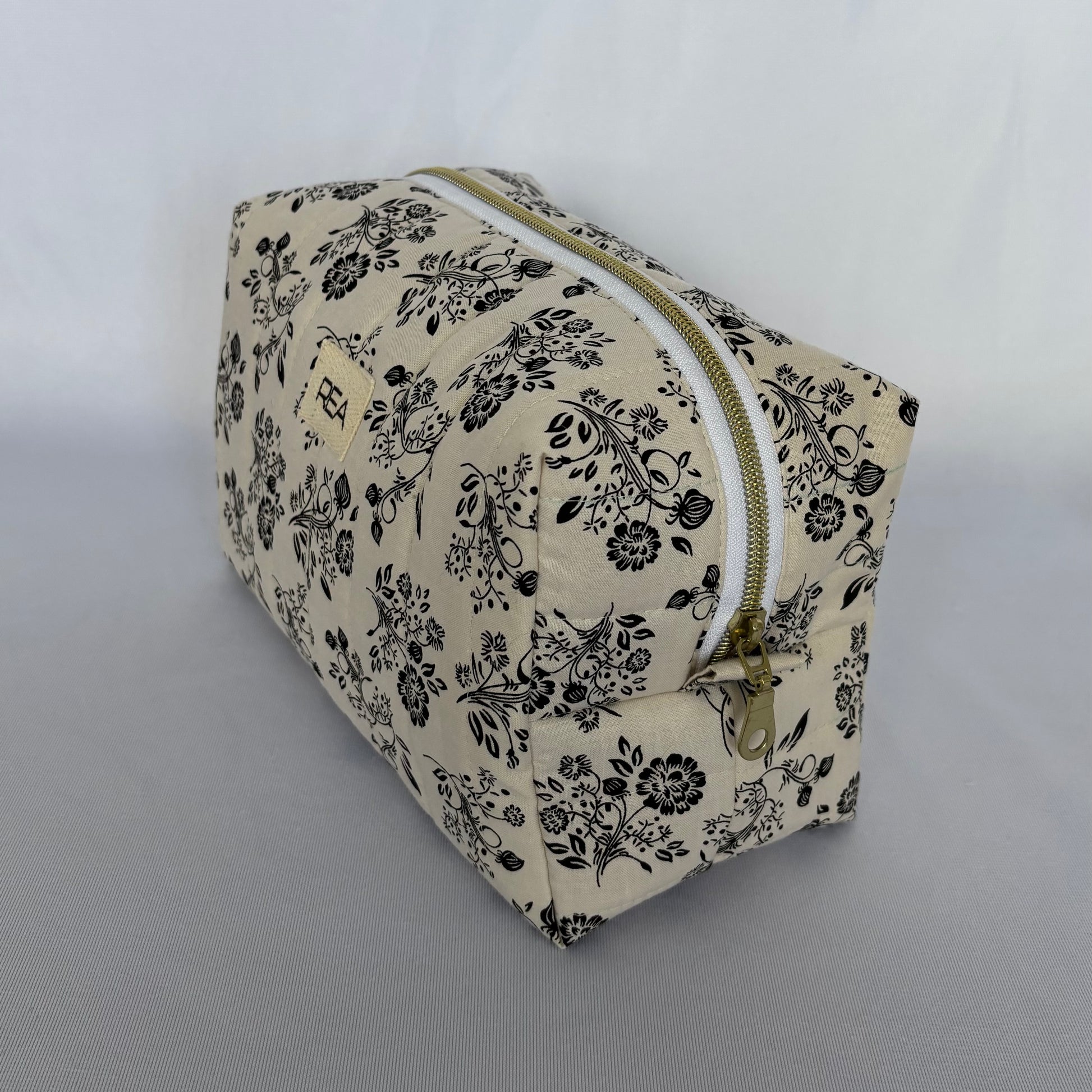 Quilted Boxy Pouch - REA