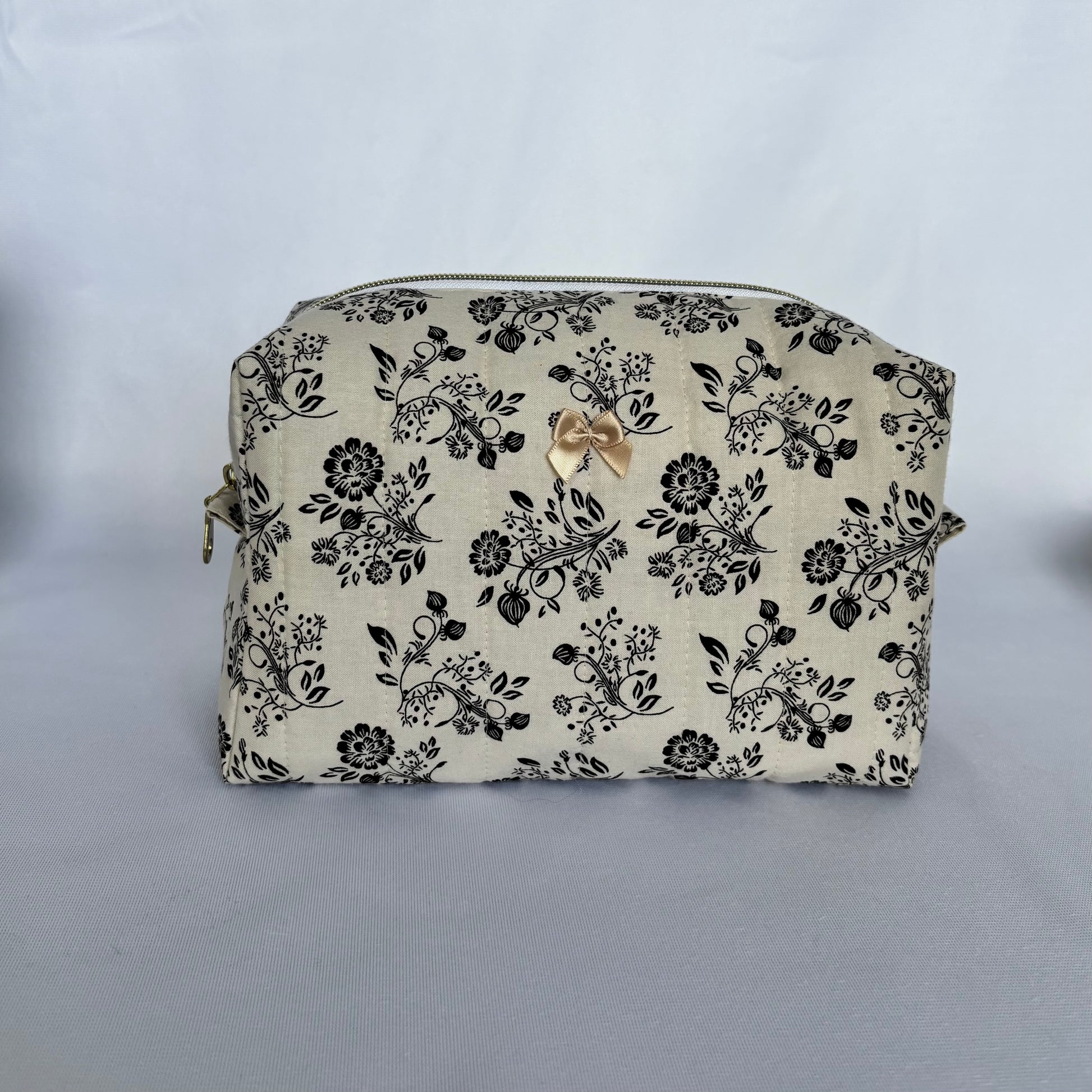 Quilted Boxy Pouch - REA
